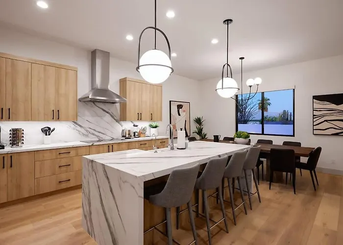Sunrift-private Pool & Spa-walk To Old Town Holiday home Scottsdale