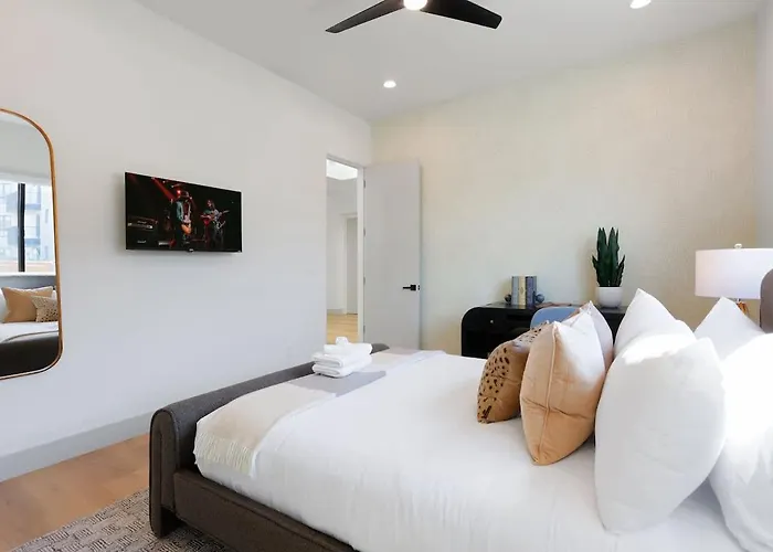 Sunrift-private Pool & Spa-walk To Old Town Holiday home *