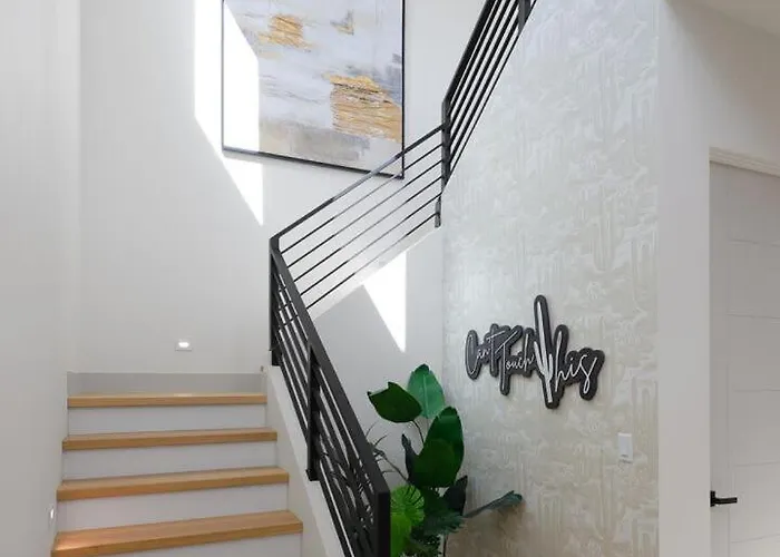 Holiday home Sunrift-private Pool & Spa-walk To Old Town Scottsdale