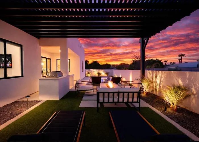 Holiday home Sunrift-private Pool & Spa-walk To Old Town Scottsdale